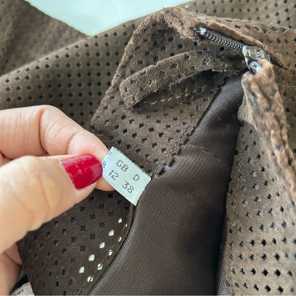 Vintage Armani Jeans Suede Brown mini skirt size 8 - Picture 11 of 15
